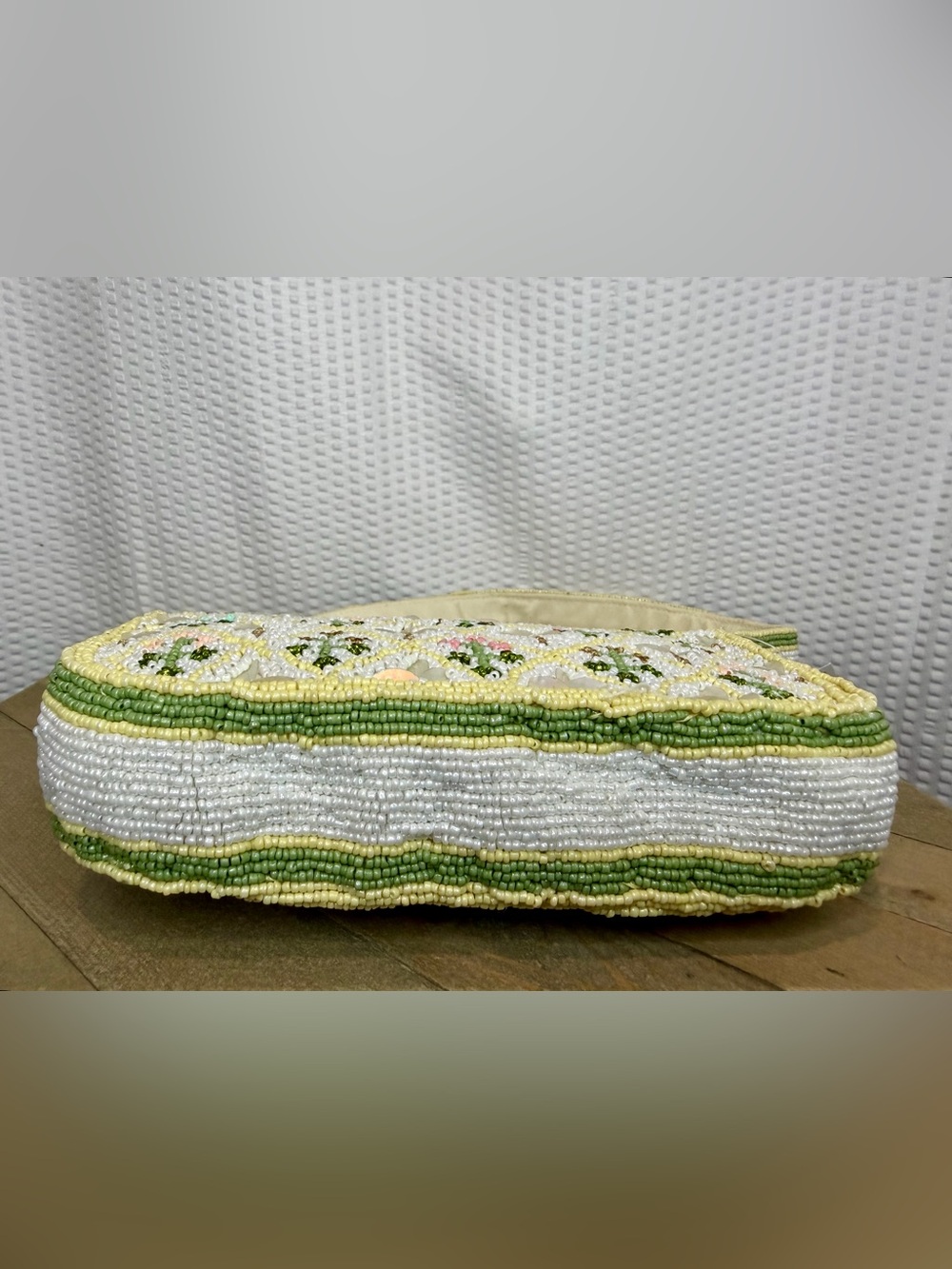 Viral Beaded Yellow and White Floral Shoulder Bag …Tjmaxx & Marshalls - Picture 5 of 9